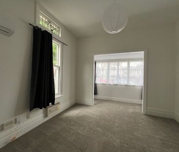 Recently renovated One Bedroom Unit - Photo 1