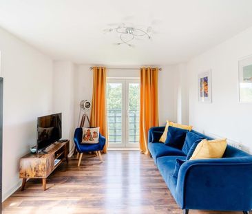 2 bedroom flat to rent - Photo 3