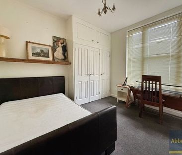 Sandpiper, Thorpe Road, NR1 - Photo 2