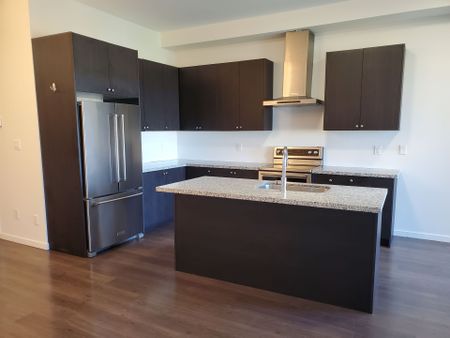 For Lease - 358 Elyse Court, Aurora, Ontario - Photo 4