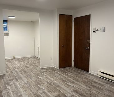 À Louer – 2 ½ –5174 Ave, App. C . Bourbo - Photo 1