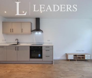 Studio to rent - Photo 6