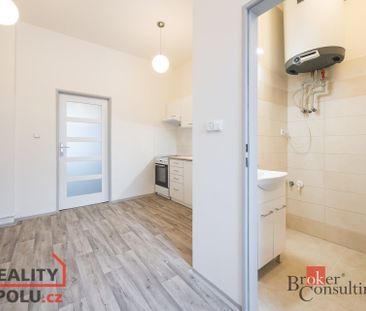 Pronájem bytu 1+1 34 m² - Fotografie 1