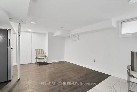 For Lease - 210 Mary Street Unit# Bsmt, Oshawa, Ontario - Photo 4