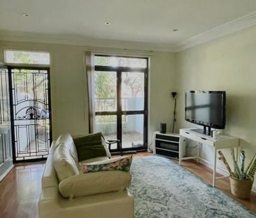 Rosebery - Photo 2