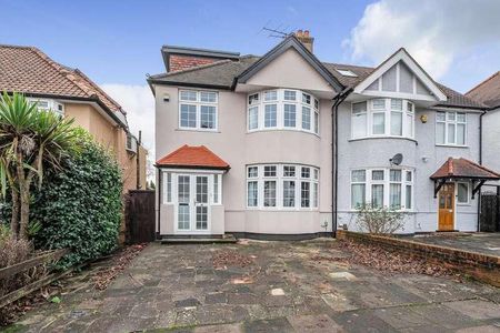 Edgware, Harrow, HA8 - Photo 2