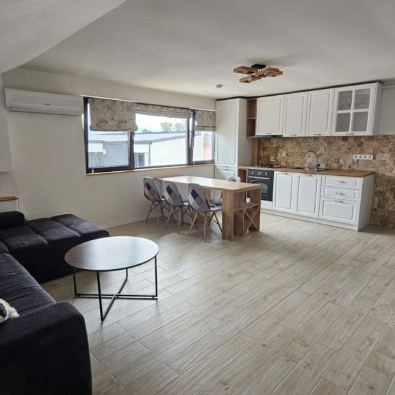 Apartament cochet la mansardă, complet mobilat & utilat, dr - Photo 1