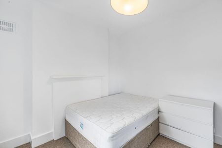 2 bedroom property to rent - Photo 2