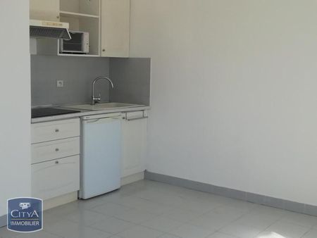 Location Appartement 1 pièce 27m² BEAUSOLEIL 06240 - Photo 2