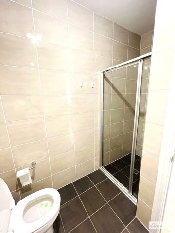 Near New Luxury house with 4 Bedrooms plus STUDY - Photo 5