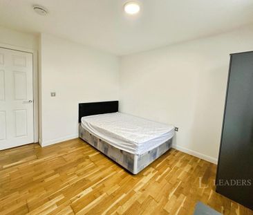 2 bedroom flat to rent - Photo 6