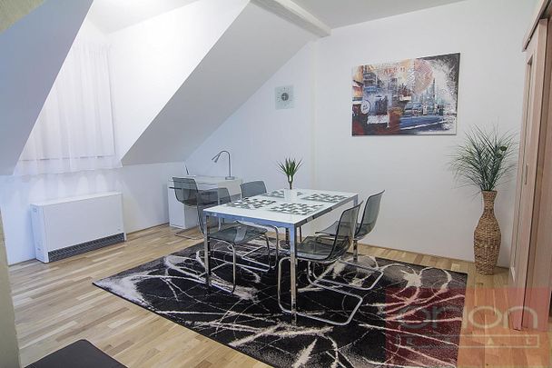 Apartment for rent, 3+kk - 2 bedrooms, 100m - Photo 1