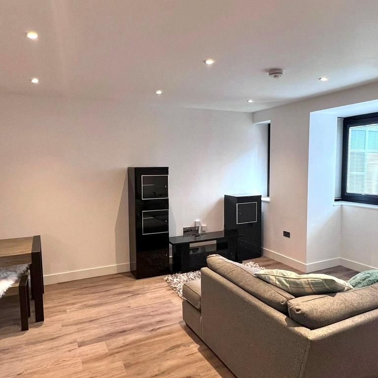 2 bedroom apartment to rent - Photo 1