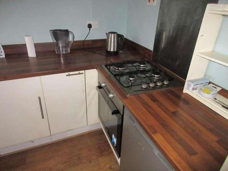 Marine Avenue, Westcliff On Sea, SS0 - Photo 2