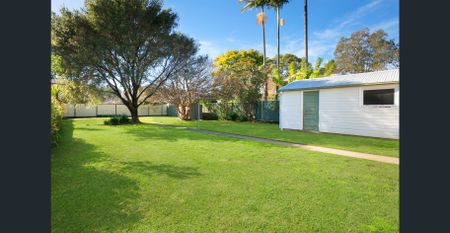 Three Bedroom Neat Home Available - Photo 3