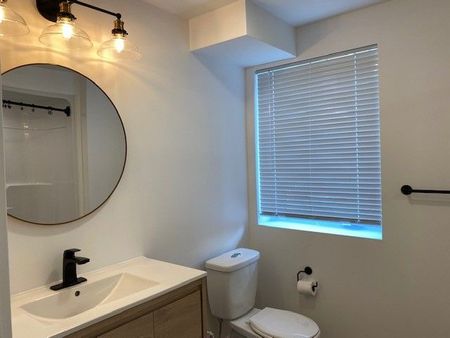 For Lease - 105 Maple Street, Brockton, Ontario - Photo 5