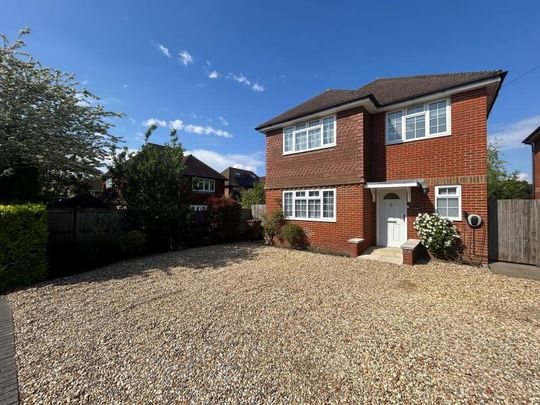 Woodruff Avenue, Guildford, Surrey, GU1 - Photo 1