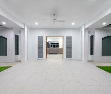 Luxury near-new acreage home with resort pool pavilion. - Photo 3