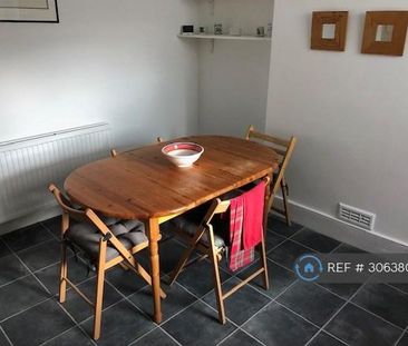 3 bedroom flat to rent - Photo 3