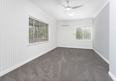 Charming Coastal Retreat in Kiama - Photo 4