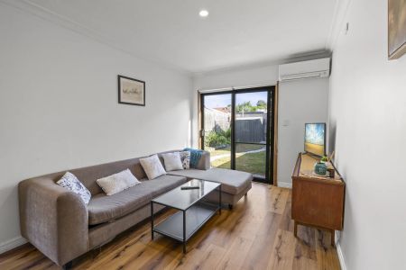 Spacious Stand‑Alone Home in the Heart of Richmond! - Photo 2