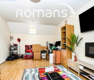 2 bedroom coach house to rent - Photo 2