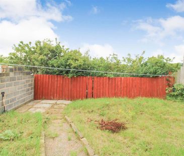 2 bedroom end of terrace house to rent - Photo 6