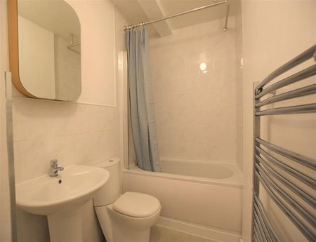 2 Bedroom Apartment To Let - Photo 5