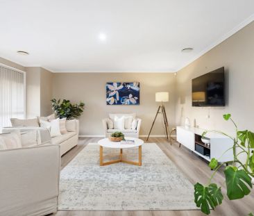 Where Family Comfort Meets Effortless Style - Photo 2