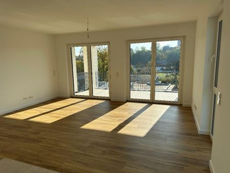 E R S T B E Z U G - 3-Zimmer-Wohnung mit Terrasse - Foto 2