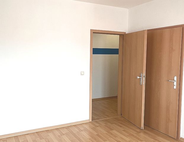 This could be the key to happiness! Small apartment available. - Photo 1