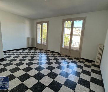 Location Appartement 2 pièces 41m² CARPENTRAS 84200 - Photo 1