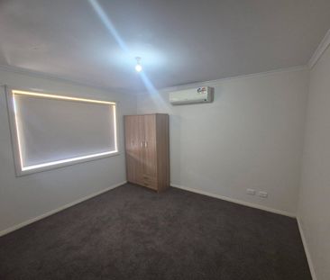 Move in ready to go! - Photo 3