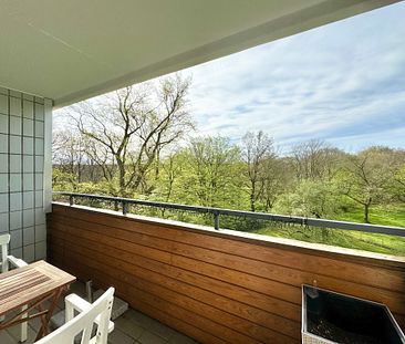 Schnuckelige 1-Zimmer-Wohnung mit sonnigem Balkon & schönem Ausblick in gute Lage - Photo 2