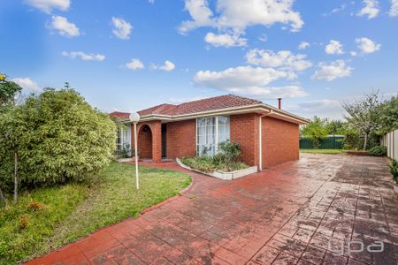 79 Bellbridge Drive, Hoppers Crossing - Photo 5