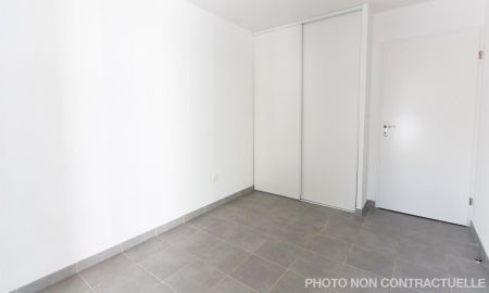 location Appartement T2 DE 42.16m² À TOURS - Photo 2