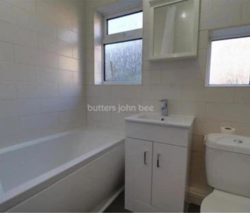 Dundee Street, Stoke-on-trent - Photo 3