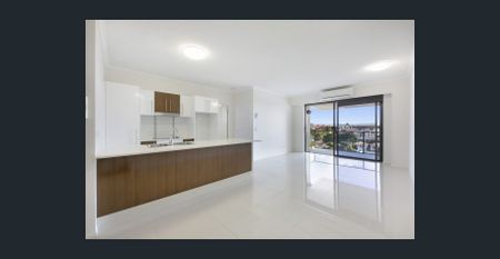 TWO BEDROOM WALK TO CBD AND LIGHT RAIL - Photo 5