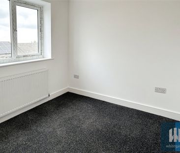 Gilthwaites Crescent, Denby Dale, Huddersfield, HD8 - Photo 4