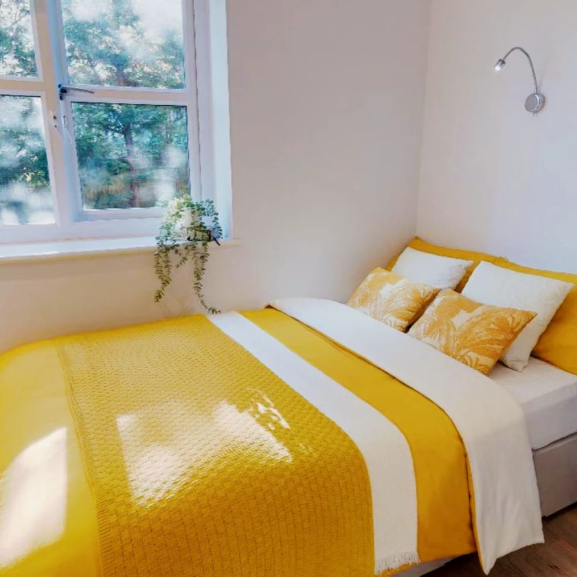 Gold En Suite - Photo 1