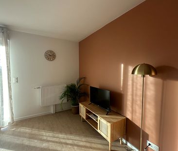 Apartment - Photo 2