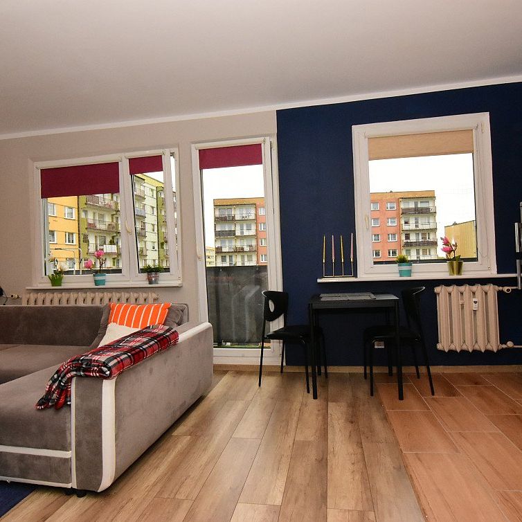 Komfortowa kawalerka z pełnym umeblowaniem i AGD - Photo 1