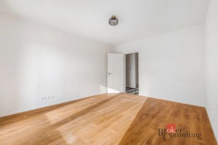 Pronájem bytu 3+kk 74 m - Fotografie 3