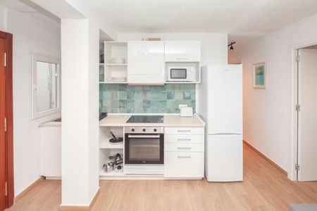 Carrer dEscalante, Valencia, Valencian Community 46011 - Photo 5