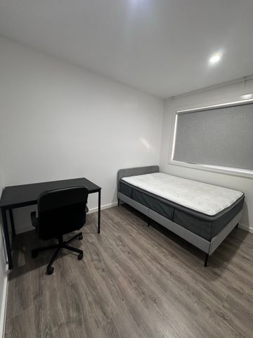 Roxburgh Park - Photo 4