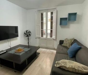 Carrer de la Mare de Déu dels Desemparats, Barcelona, Catalonia 08012 - Photo 3