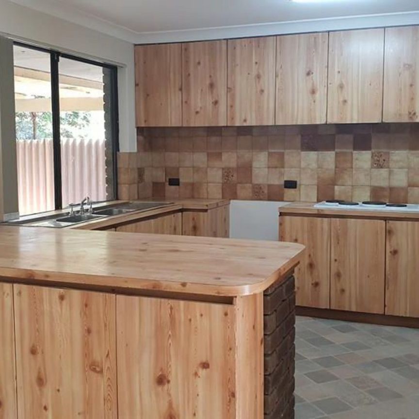 Large Four Bedroom Home - Photo 1