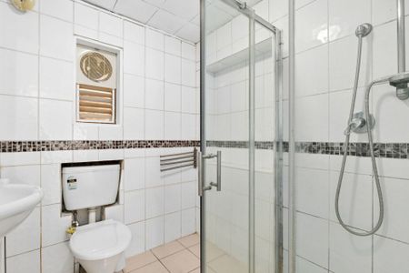 Allambie Heights, 32B Pozieres Parade - Photo 5