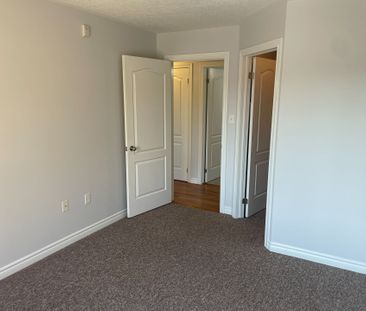 For Lease - 41 Coulter Street Unit# 15, Barrie, Ontario - Photo 3