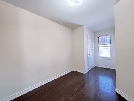 For Lease - 10 Porter Avenue West Avenue Unit# 53, Vaughan, Ontario - Photo 4